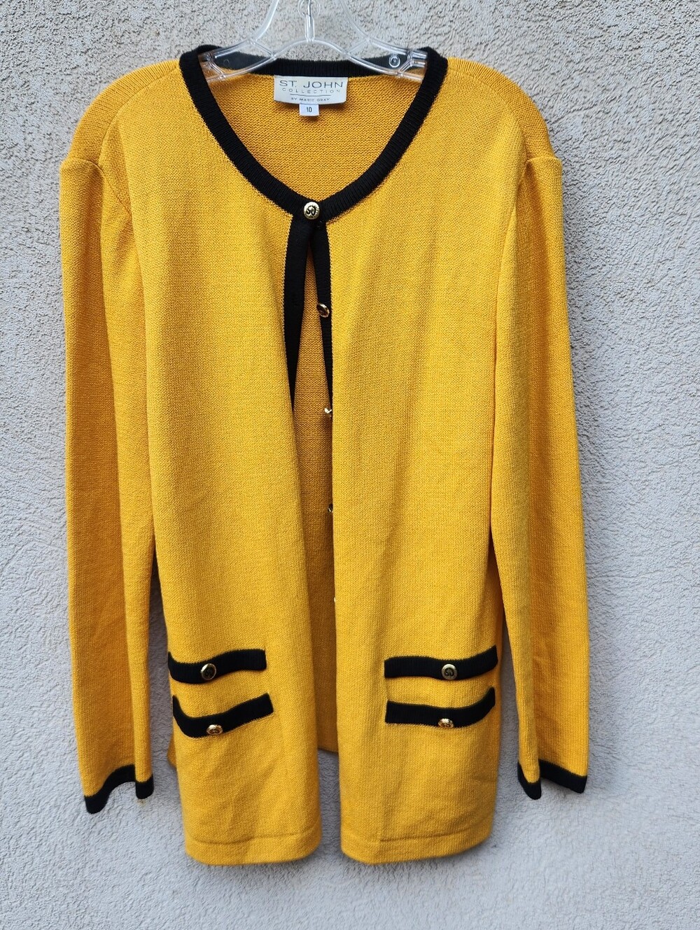 ST JOHN COLLECTION Marie Gray Womens Sweater Size 10 Yellow Vintage USA Preppy